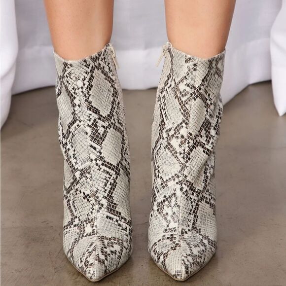 SHOEDAZZLE POINTED TOE STILETTOS BACK ZIPPER CLOSURE WOMEN"S HEELED ANKLE BOOT - Picture 5 of 14